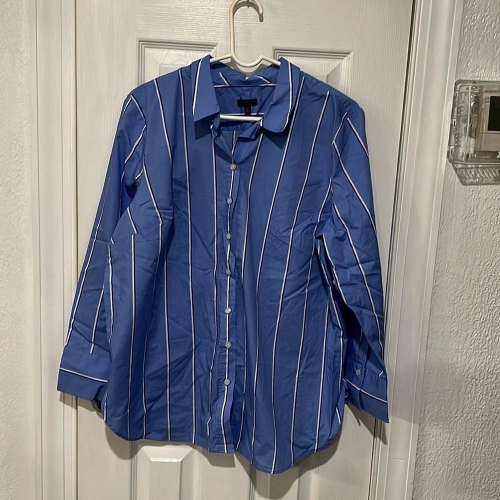 Talbots women’s button up shirt